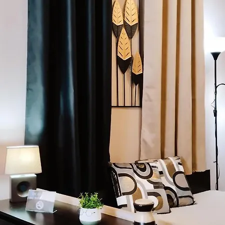 Mini House فولوس